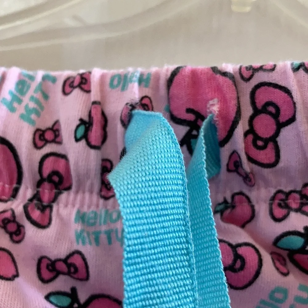 FINAL MARKDOWN Girls hello kitty Sleep Bottoms 13/14 years